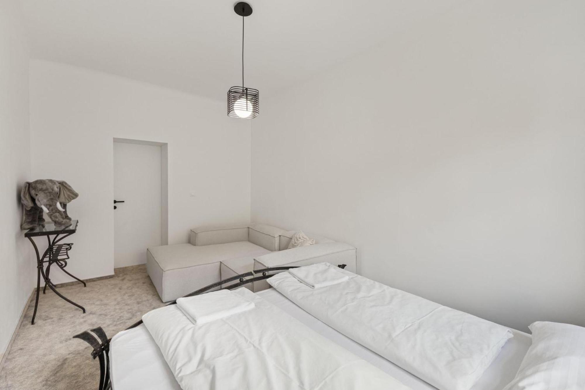 브라티슬라바 Ah Luxury Old Town 아파트 외부 사진